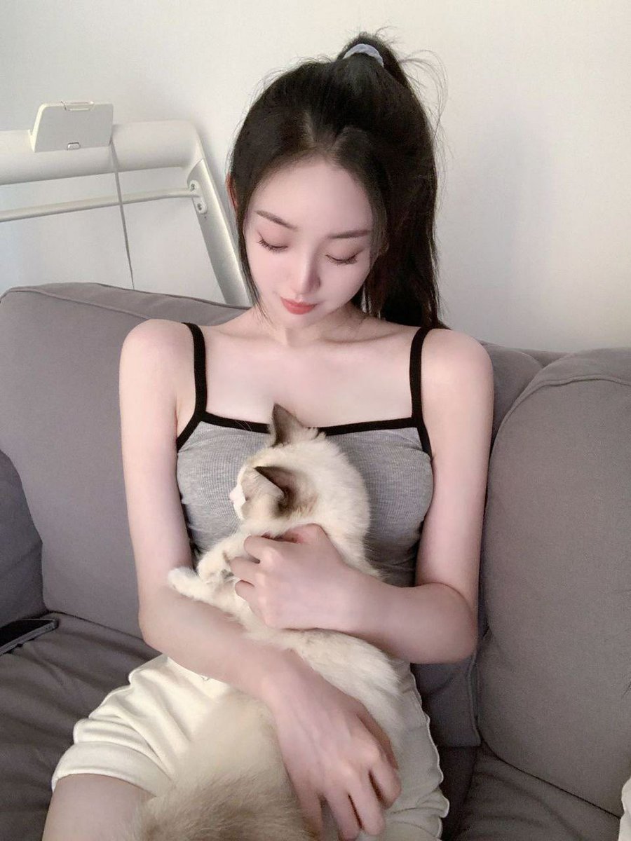 AmyShepher57241's tweet photo. #长沙上门  #长沙鸟洞 #长沙大学 #长沙地铁
+Q：2468972035 https://t.co/9YLzfZ5fpH