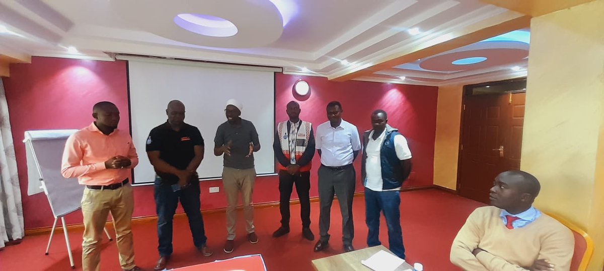 loddca's tweet photo. Thanks to @kingdombankenya for partnering with us during our Leadership workshop who's aim was to equip our leaders and admins with development skills as we prepare to launch our regional hubs.
#OfficialLaunch
#LoDDCABusiaHUB
#6thDec
@motoristsoffice @PaulKoigi @PRSA_Roadsafety https://t.co/HFz9k9Ylqo