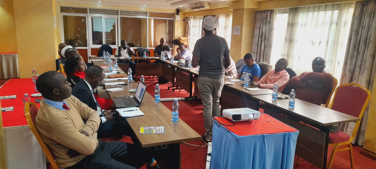 loddca's tweet photo. Thanks to @kingdombankenya for partnering with us during our Leadership workshop who's aim was to equip our leaders and admins with development skills as we prepare to launch our regional hubs.
#OfficialLaunch
#LoDDCABusiaHUB
#6thDec
@motoristsoffice @PaulKoigi @PRSA_Roadsafety https://t.co/HFz9k9Ylqo