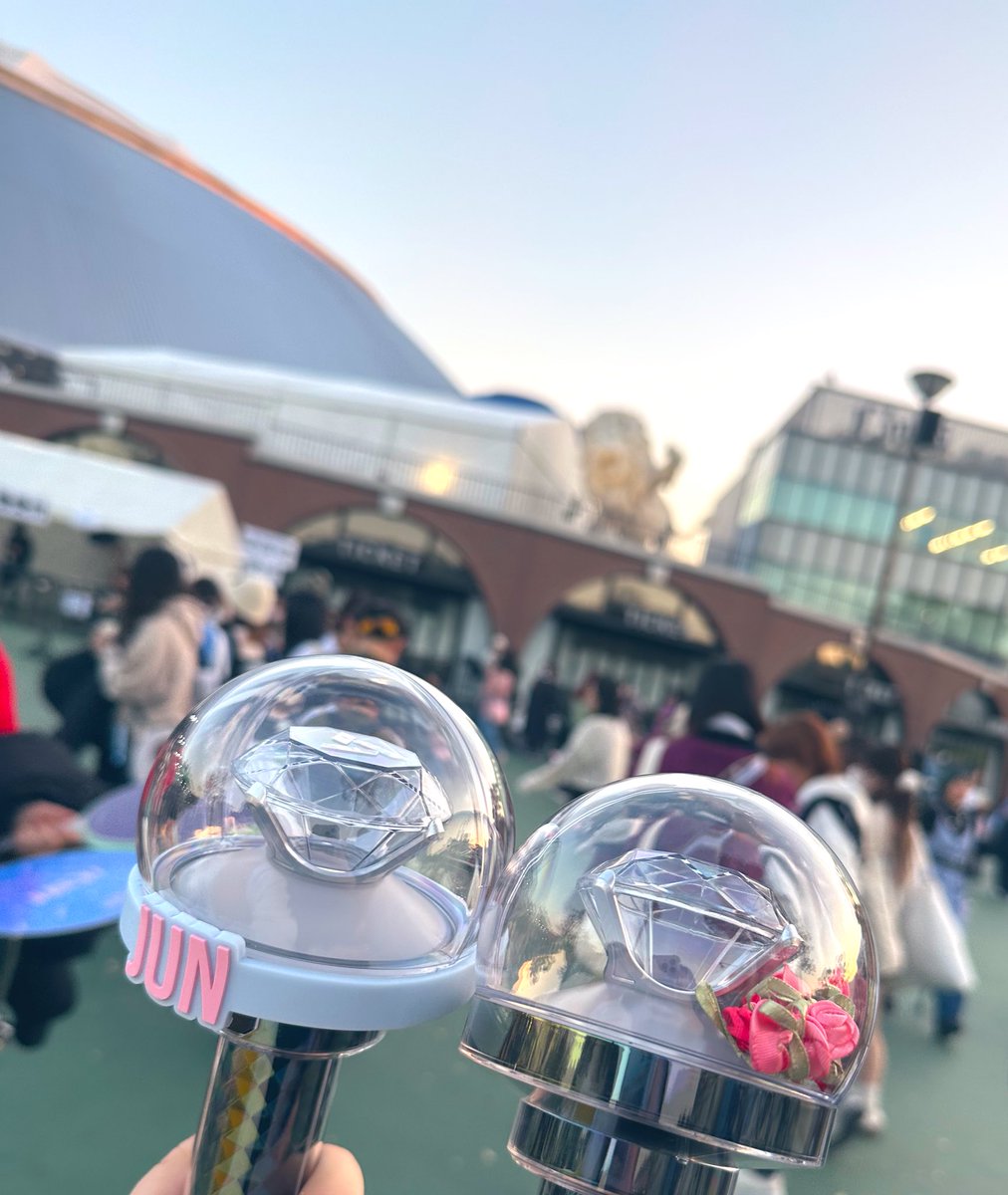 0_cwp's tweet photo. ベルーナドーム2日目お疲れ様でした‼️‼️🎉🎉🎉 https://t.co/m3ZGzQ4E46