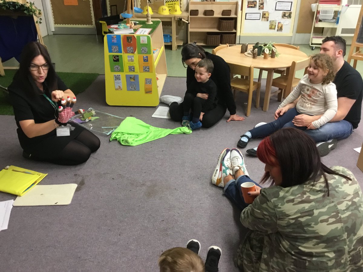 wlstnicholasps1's tweet photo. This week our PEEP session was all about the importance of story. We loved engaging in lots of literacy activities with our mums and dads. We were excited to select a book to take home and read with our families. #ELCstnics #WLPeepNetwork #literacystnics @wlelc @WlhwbChamps https://t.co/yyER7uPhfq