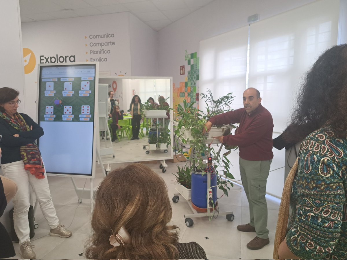 leonfarma's tweet photo. @CEPdeSevilla558 @CEPdeSevilla @educaINTEF @DGTaTEd @unisevilla @AuladelFuturoEs https://t.co/pAPUdedBNi