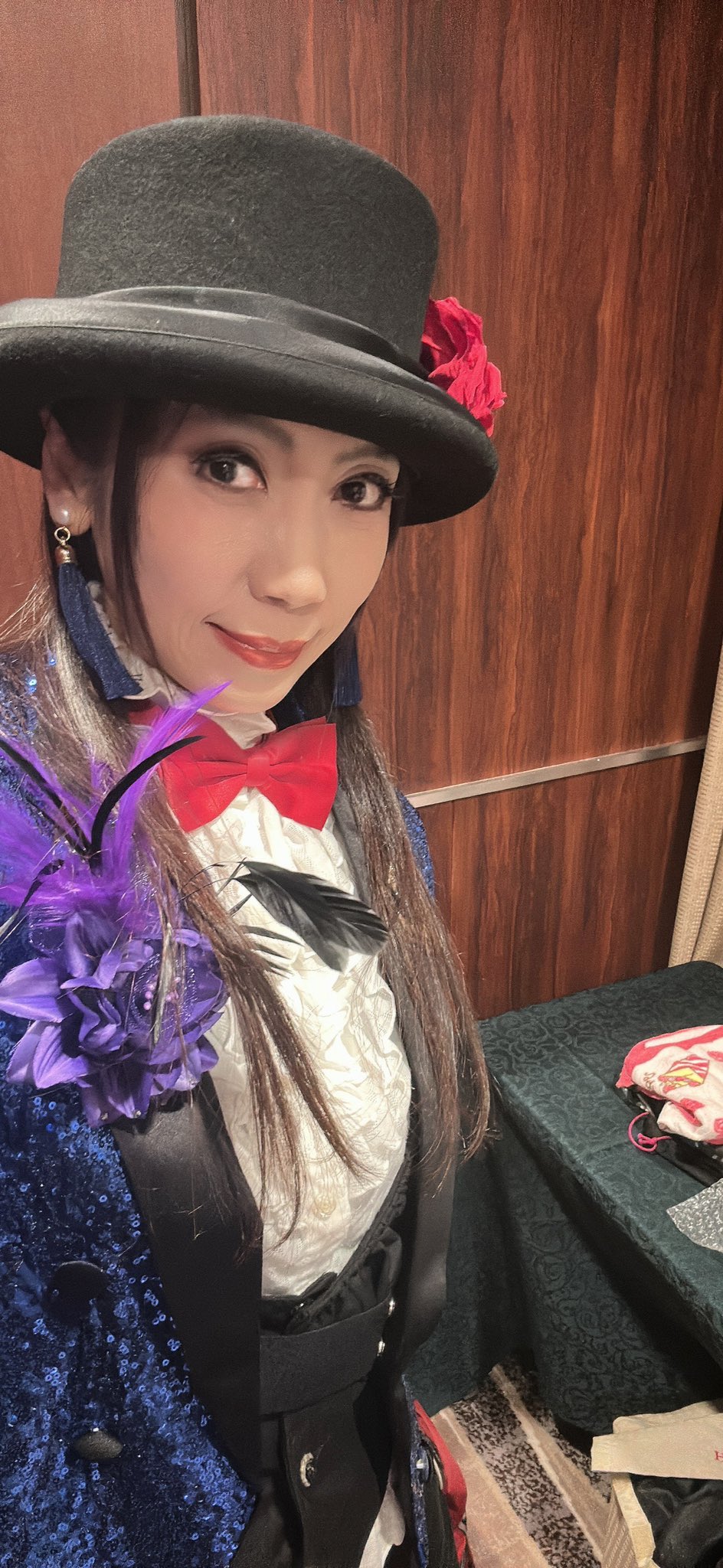 マジシャン RENA（レナ） a X: 