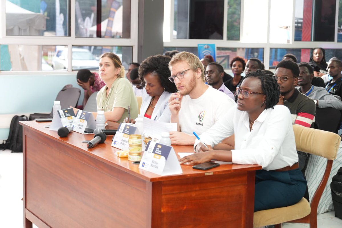 StartHubAfrica's tweet image. 😃This morning, we witnessed groundbreaking ideas at the National Inter-University Pitch event.

11 innovators from 6 universities pitched their businesses to an audience of entrepreneurs &amp;amp; judges including Esther Nafula, @mat_moebius, Laura Taminau, &amp;amp; Dorothy Namutebi.

#UIW2023