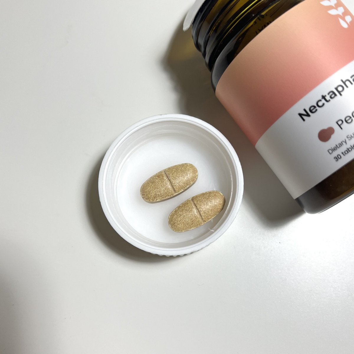 chubbysine_'s tweet image. ก่อนหน้านี้สิวขึ้นไม่หยุดเลย ลดของมันของทอดแล้วก็ยังไม่หาย กินวิตามินตัวนี้คือดี วันละ 2 เม็ดก่อนนอน ตรงคางดีขึ้น สิวอักเสบยุบลง หน้ามันน้อยลงด้วย ต้องกินต่อเนื่องน้าถึงจะเห็นผล  ช่วงนี้แฮปปี้สุดๆ หน้าดีขึ้นแล้ว  #nectapharma #ใช้ดีบอกต่อสิว