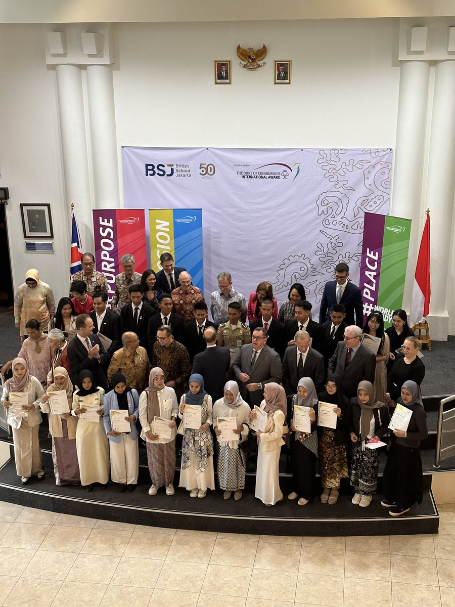 It is truly a pride and honor for me and the BSJ primary students to be given the opportunity to play gamelan to welcome Prince Edward Antony Louis, member of the British royal family, Duke of Edinburgh at THE DUKE OF EDINBURGH’S INTERNATIONAL AWARD <a href="/bsj_jkt/">British School Jakarta</a>