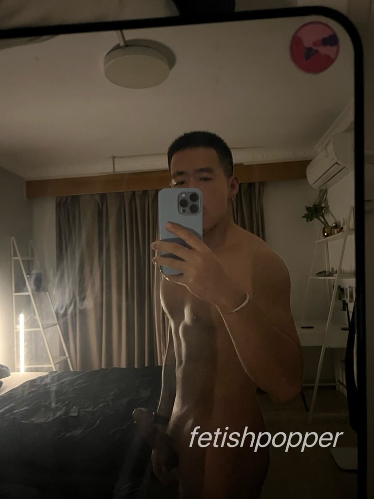 fetishpopper (@fetishpopper) on Twitter photo 