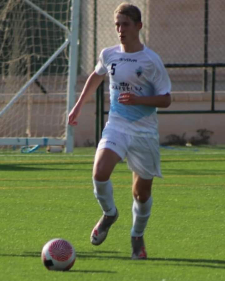 CanteraATMP's tweet photo. Enhorabuena Milco y Mijail, jugadores de nuestro Cadete Autonómico, por la llamada de la #SelecciónMalagueña para los próximos entrenamientos. 👏🏻

¡A darlo todo chavales! 💪🏻

#Albicelestes 🤍💙 https://t.co/fSzNFUKsez