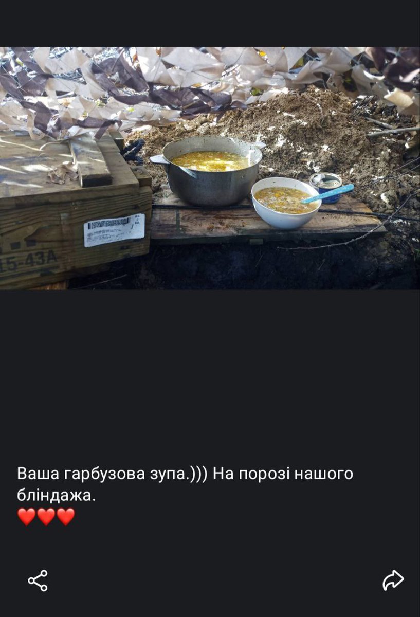 LVKitchen2014's tweet photo. We clean and dry many pumpkins, and our military artillery personnel express gratitude for the tasty pumpkin soups ☺️🇺🇦
#VolunteerWork https://t.co/9f6HVsaP01