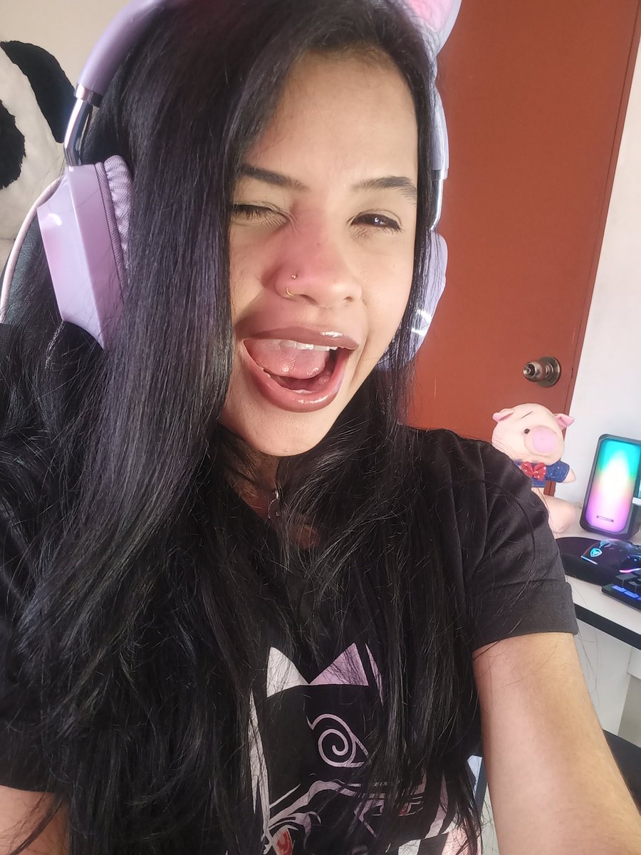 upatica1's tweet image. Un dia a la vez☘️