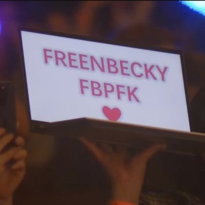 korealovefb's tweet photo. No more blues FreenBecky 🤭🤭

#srchafreen #beckysangles 
#FreenBecky #FBPFK #FBTNK https://t.co/7Nti0MtLhX