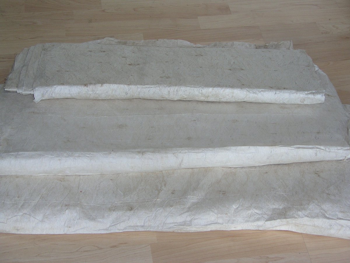 South Pacific Paper is the authentic manufacturer of Tapa Paper /  Tapa Cloth.

Tapa is durable and thick like canvas, you can use all type of media on it, add value to your next art project.

 Ask your local arts and craft retailer or wherever you buy your Art  Supply.