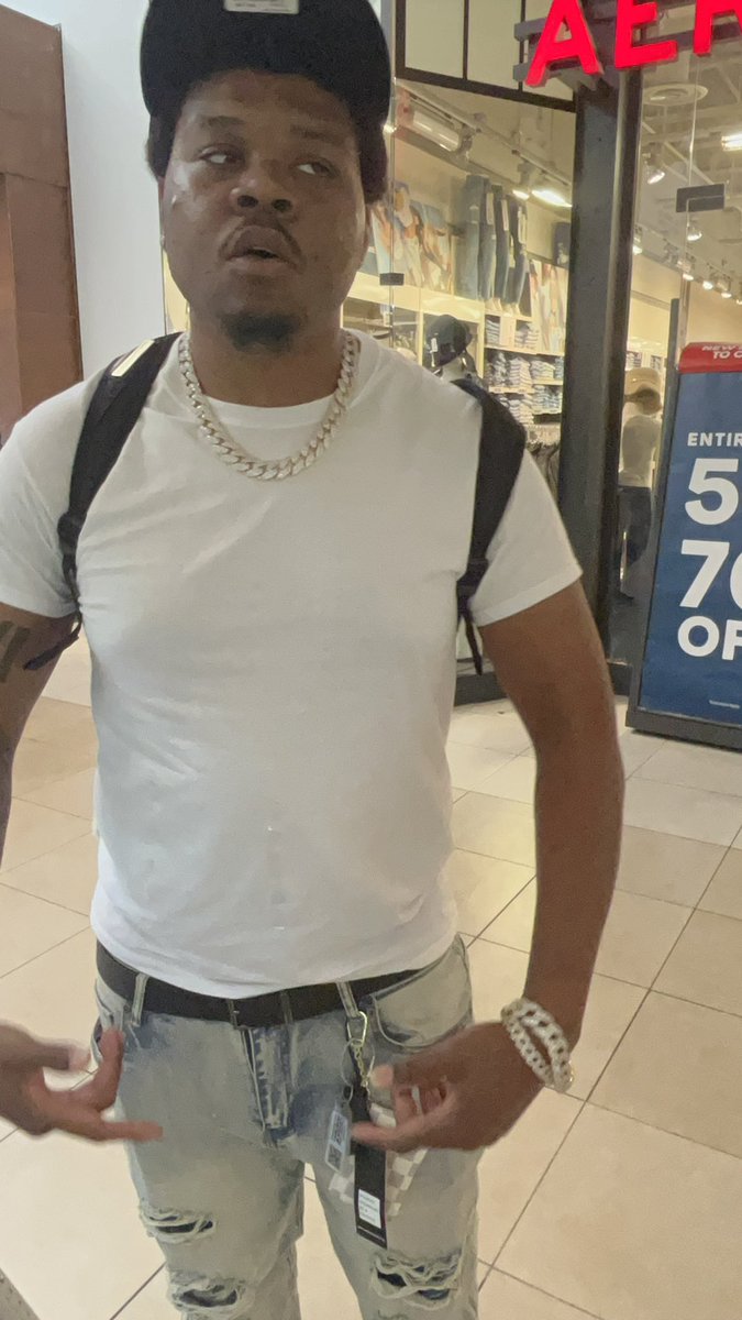 Cuddle my wrist cuddle with my bitch please .