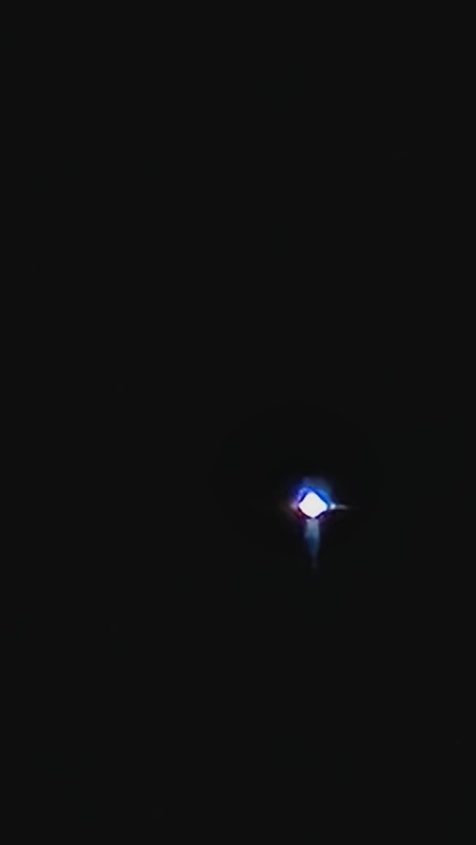 PrajwalGupta28's tweet photo. @isro UFO like object spotted in Whitefield Bangalore since 10.00 PM from lower altitude to slowly moving higher, from the East https://t.co/sEVMUa8p5g