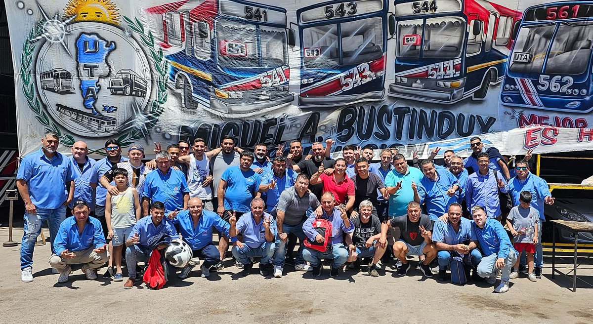 Felicitaciones! Por dos años más de mucha responsabilidad, humildad, sencillez, respeto, y sobre todo mucho trabajo 🥂