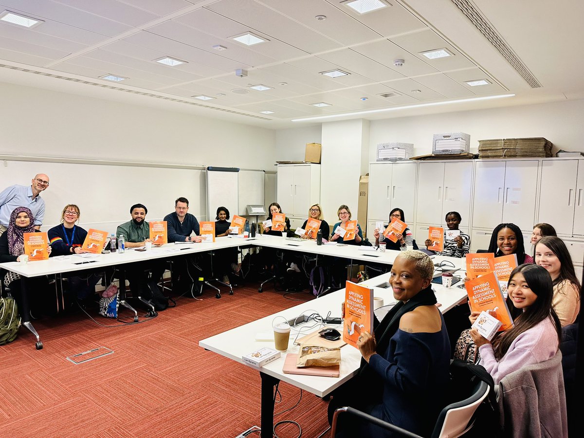 UkAssessment's tweet image. Another fun day training teachers, educational and clinical psychologists in Kensington, London today. 

#dynamicassessment
#developersofpotential