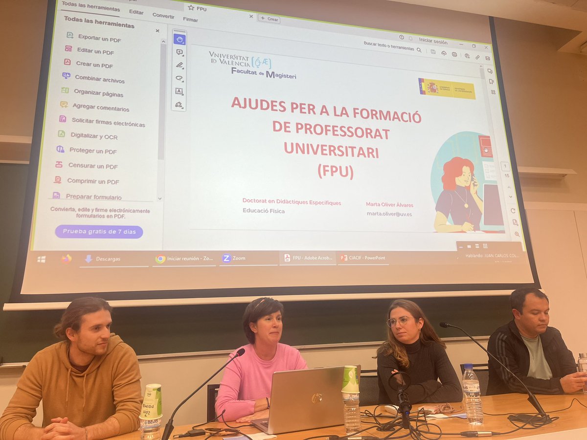 Actividades del <a href="/MUIDE_UV/">Máster Universitario Didácticas Específicas UV</a> hoy en @FacMagisteri 👋

- Conferencia de Anna Camps <a href="/UABBarcelona/">Universitat Autònoma de Barcelona</a>  sobre la enseñanza de los conceptos de estudiantes en didáctica específica <a href="/GrupGIEL/">Grup GIEL</a> 

-Mesa redonda sobre la solicitud de becas de investigación predoctoral <a href="/IreneFerrando1/">Irene Ferrando</a> 

#MUIDE