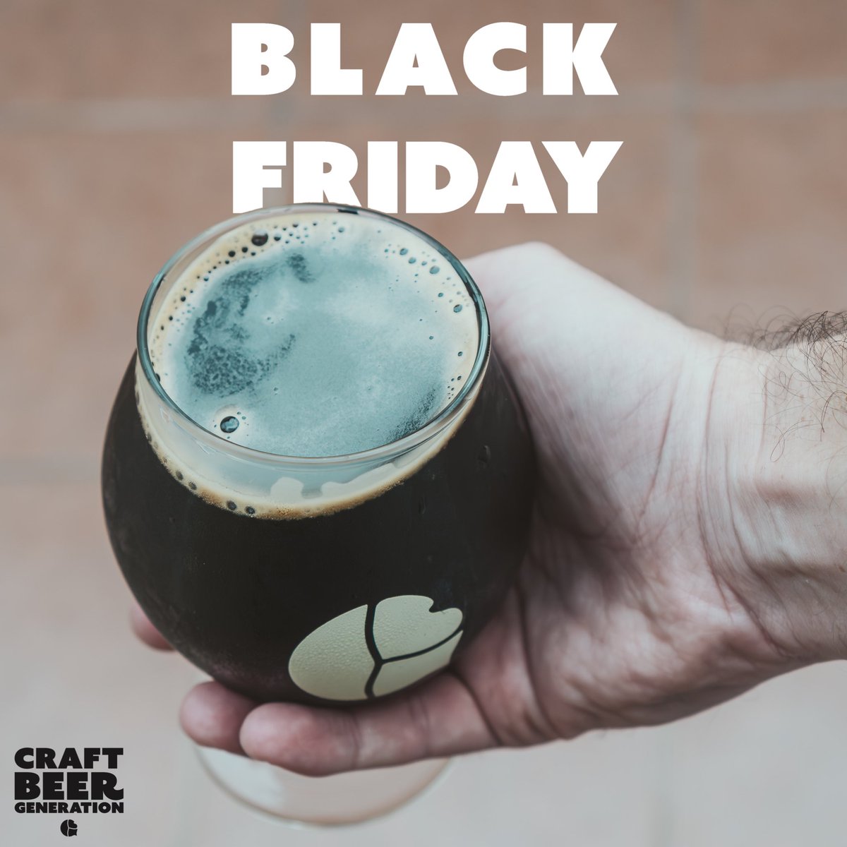 CraftBeerGen's tweet photo. Es Black Friday y mientras nos damos una buena stout les avisamos que hoy puedes obtener un 10% de descuento al comprar de nuestra mercancía oficial. Entra a https://t.co/TwGzF5sNb9 y utiliza el código FRIDAY10 al completar la compra. #CraftBeerGeneration https://t.co/r2RDldJlME