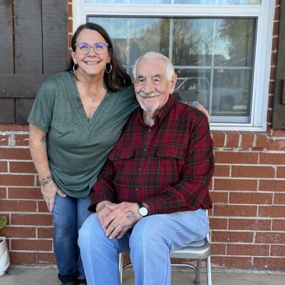 Kim Davis Isaac tweet media