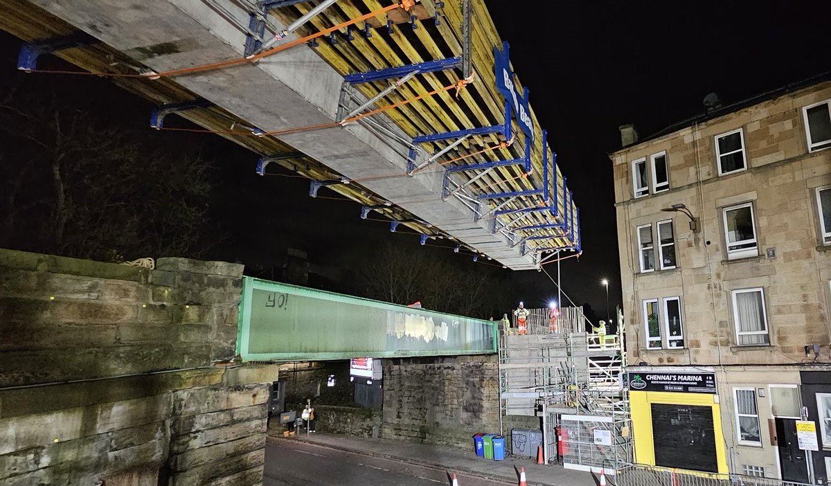 Edinburgh City woke up to a new pedestrian & cycle bridge this week thanks to our client Balfour Beatty, it was no mean feat either as once the walkway shutters were put on the 28 m W7 beam was 6 metres wide!!

#BanagherWBeam #MMC  #PrecastConcrete #Edinburgh #R2UC #ChallengeUs