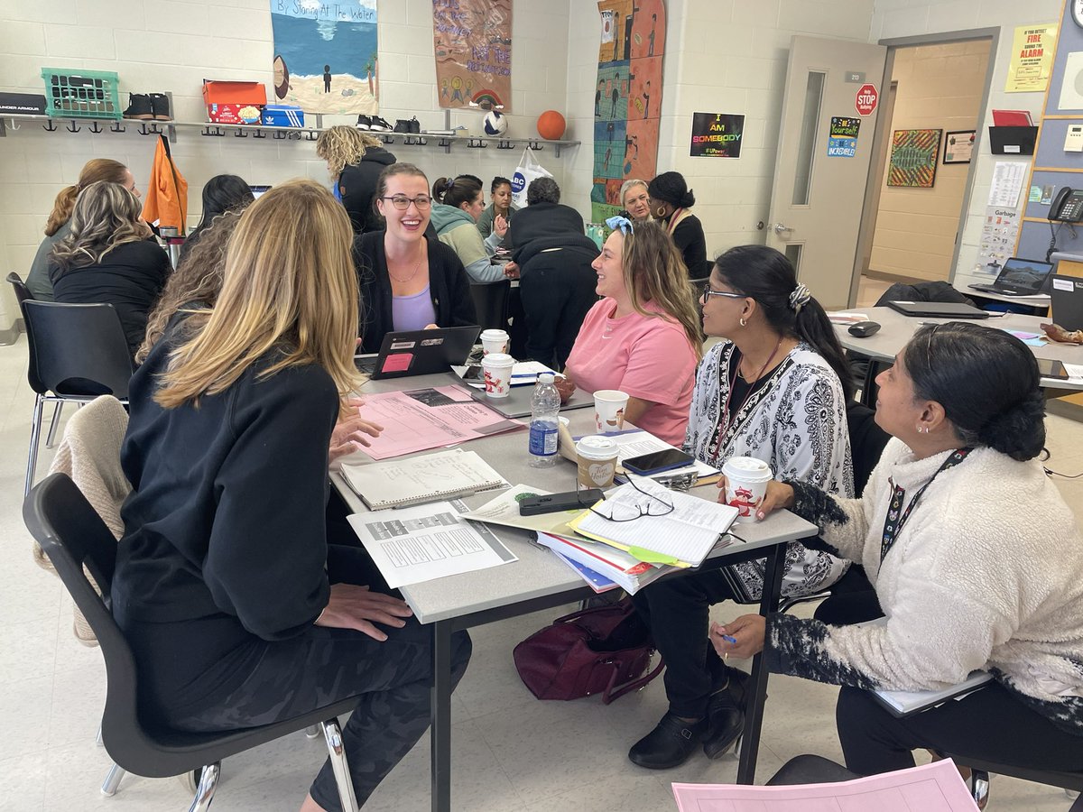 SebastianDPCDSB's tweet photo. So much math and literacy learning! Engaging conversations, meaningful reflections and laughter- a perfect balance. https://t.co/negjJoL15U