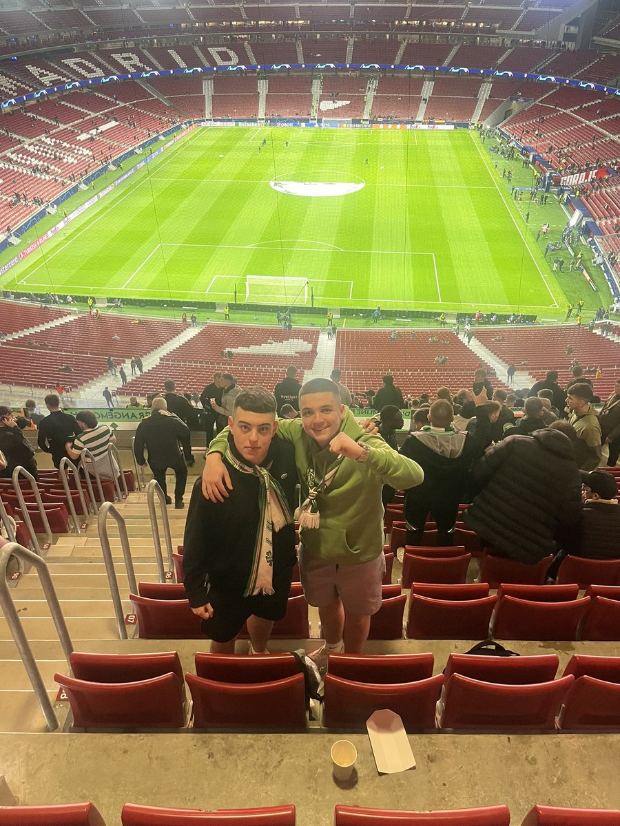 How it started vs how it’s going <a href="/KinlanPaul/">Paul Kinlan🍀Sighthill Emerald Flag Bearer🍀</a> <a href="/kinlan/">denise</a>