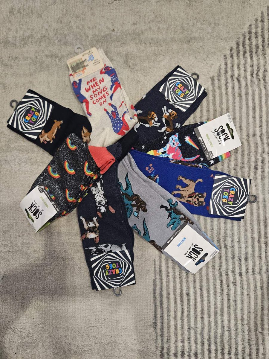 A special moment during a trial - we bonded with a family over fun socks &amp; ended trial with a fun sock exchange! A lighthearted way to convey the meaning of our time together #FamilySupport #VictimSupport #Community