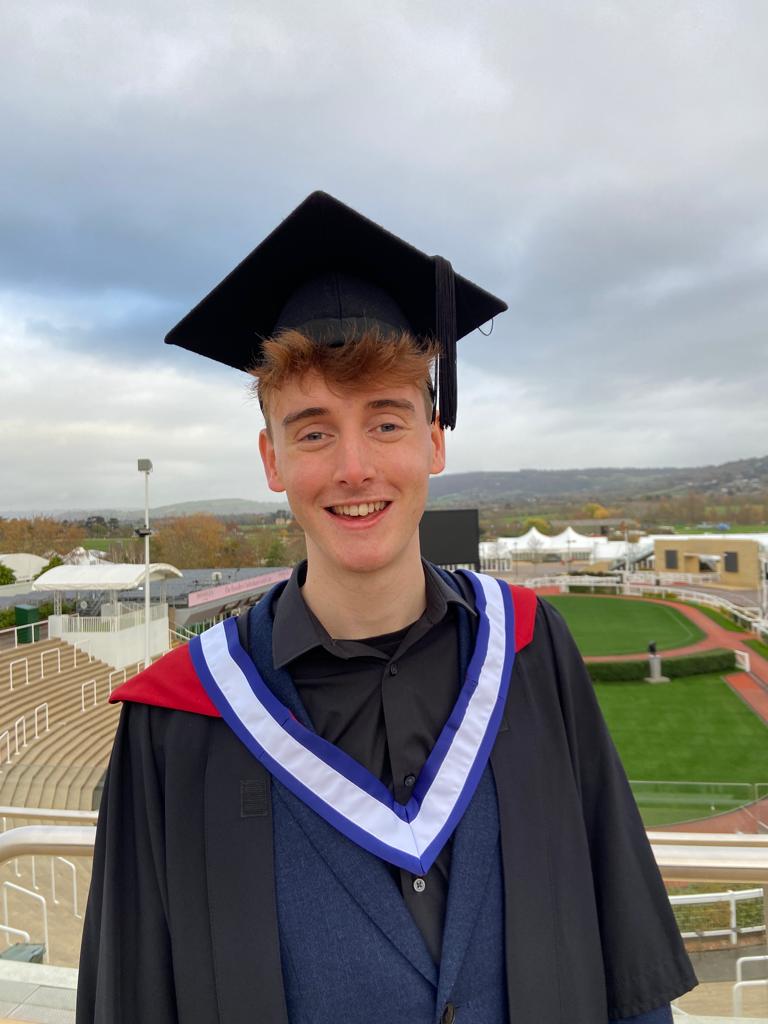 RevGaryGrady's tweet photo. Huge congrats to my amazing son, Rob @GradyRobGrady, who graduated with a https://t.co/HkyE5x6d4b in Sound &amp; Music Production @uniofglos today with #Distinction 🎓🍾 https://t.co/1Ppcq6YgcI