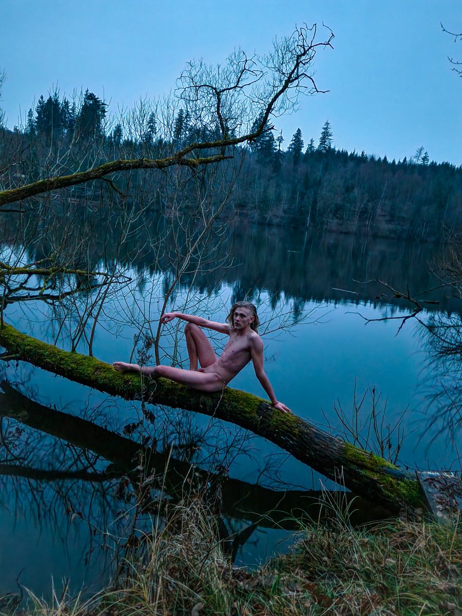 son_of_legolas's tweet photo. Do you like doing outdoor activities? 😉

Photo by @HunnyDoesStuff https://t.co/kJgkcsG516