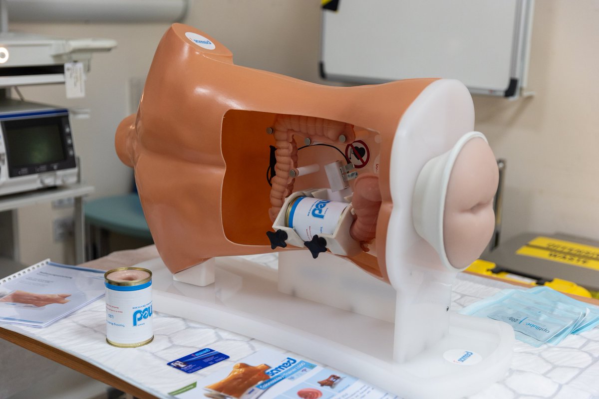 If anyone wants a colonoscopy trainer I highly recommend @SamedGmbh easy to use with a scope and stack, highly realistic and fantastic for teaching!