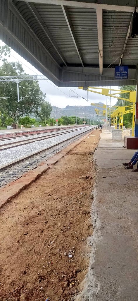 drmgtl's tweet photo. #infrastructure flooring works on platform no. 1 at #Madanapalle station under progress
@SCRailwayIndia
@RailMinIndia https://t.co/yobF88Rj9d