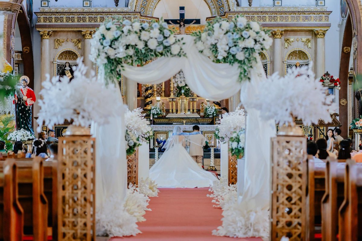 byshiee's tweet photo. Just got married again 💍💖 https://t.co/z9qsQkxk9S