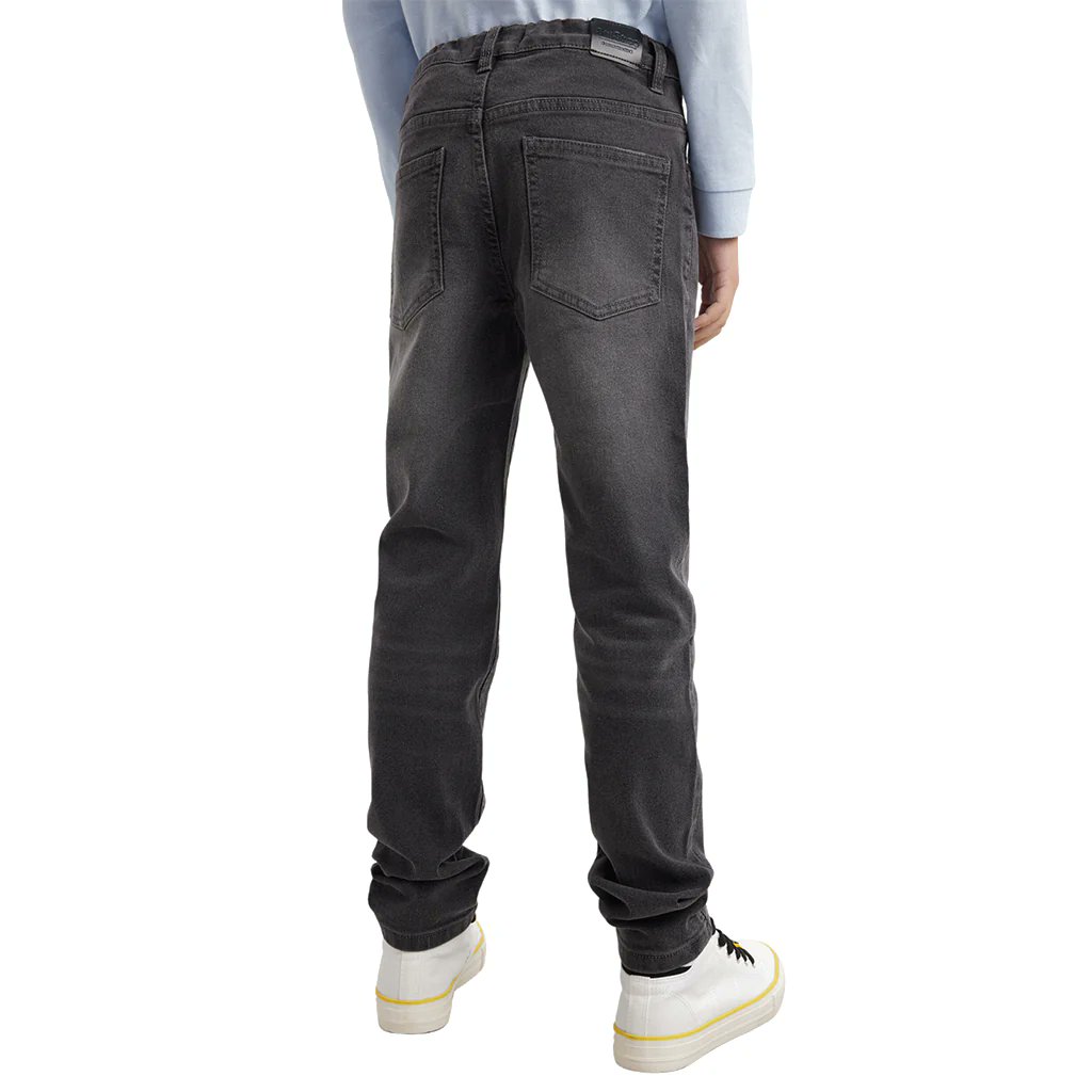 dellmoor's tweet image. 🌟Improve your summer style! 🌞 Our Boys Denim Jeans in sleek black are adjustable and perfect for ages 7-12  years.🖤 Grab a pair for the most incredible adventures ahead! 😎👖 Limited stock!!!

Shop Now: dellmoor.com/collections/bo…

🛍️ #KidsFashion #DenimEssentials #dellmoor