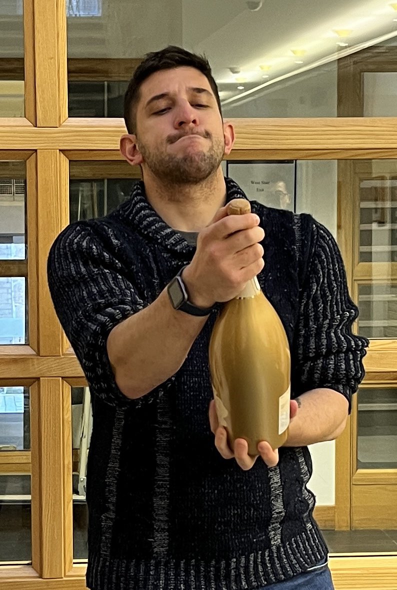 KarnikLab's tweet photo. Its Celebration time🍾🥂! For @athankostis @KarnikLab @UofGSMB &amp; @nythbran lab 🎓 Many thanks to the examiner panel!  @photoadduct @casson_stuart @morenorse #PhD #plantsci #Begonia https://t.co/qnPvOz8XKV