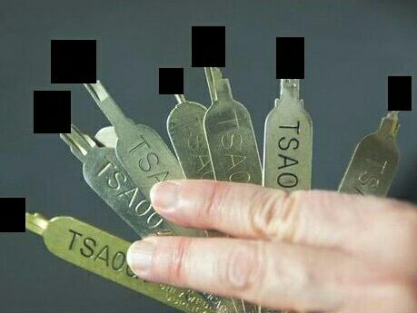 todayininfosec's tweet photo. 2014: The Washington Post published an article which included a photo of TSA master keys. A short time later functional keys were 3-d printed using the key patterns in the photo. Oops.

(This is a modified version of the photo.) https://t.co/OO65mtsgBS