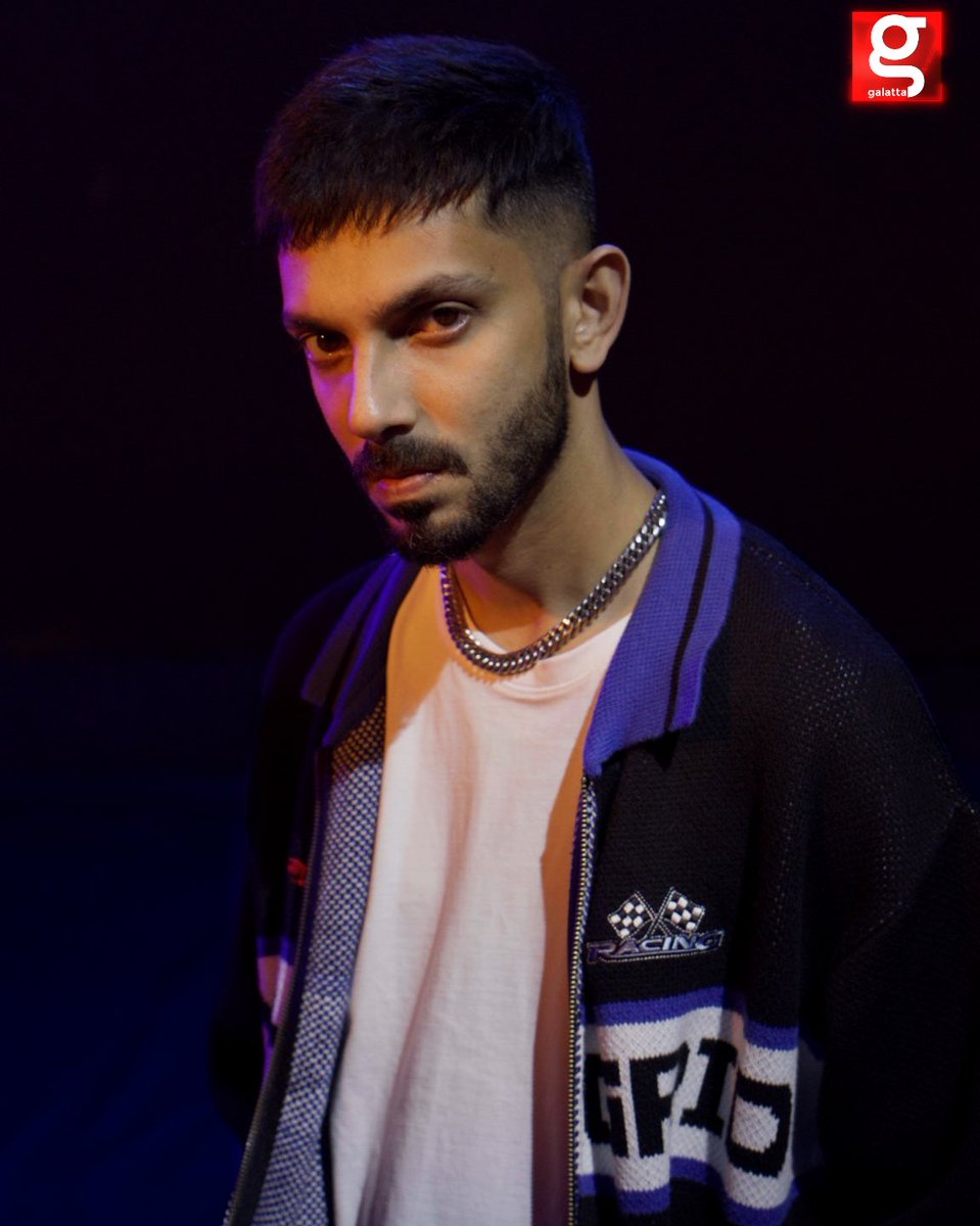 galattadotcom's tweet photo. Cool tunes, cooler looks: @anirudhofficial 's rocking cool vibes transform every moment into a musical celebration 🎵😎

#AnirudhRavichander #Anirudh #Leo #Indian2 #VidaaMuyarchi #Thalaivar170 #Thalaivar171 #Devara #Galatta https://t.co/kg3h3HXm8i