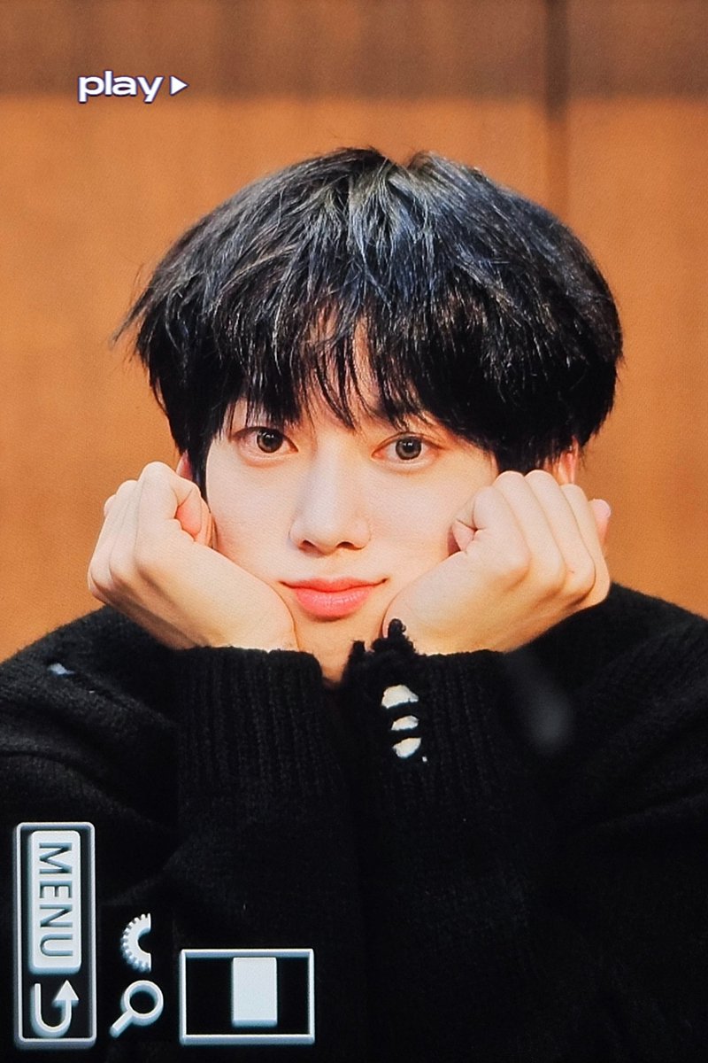 play_nkd's tweet photo. 231124 🫣
#앰퍼샌드원 #AMPERSANDONE 
#KAMDEN #나캠든 #나두빈 https://t.co/V6PYgqiRub