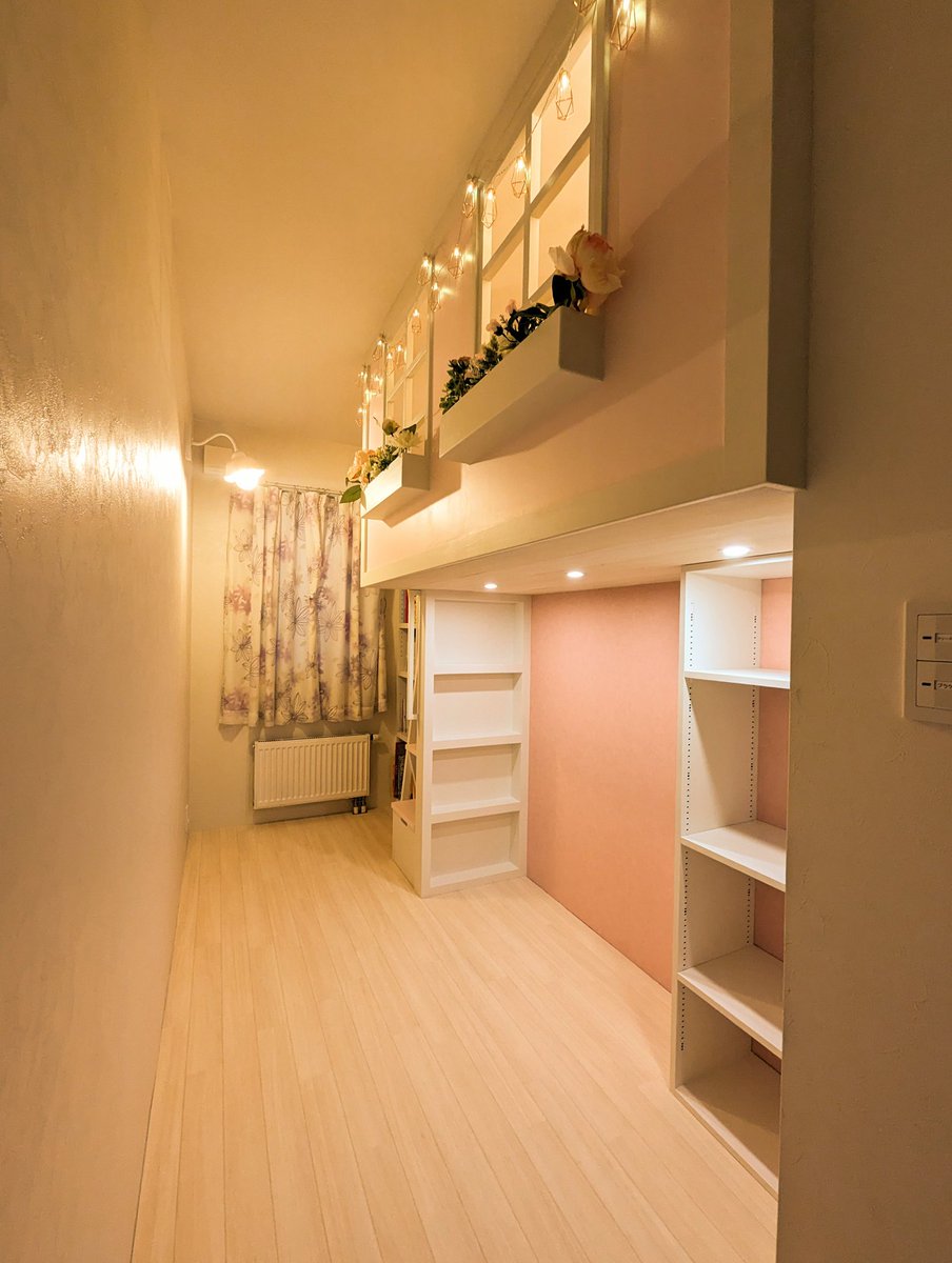 raidako3D's tweet photo. やっと子供部屋のロフトベッドが完成した!!休みの日にチマチマ作業してたんで４ヶ月もかかって大変だったけど子供達が大喜びしてくれて苦労が報われた〜 https://t.co/mSVvOBTBhi