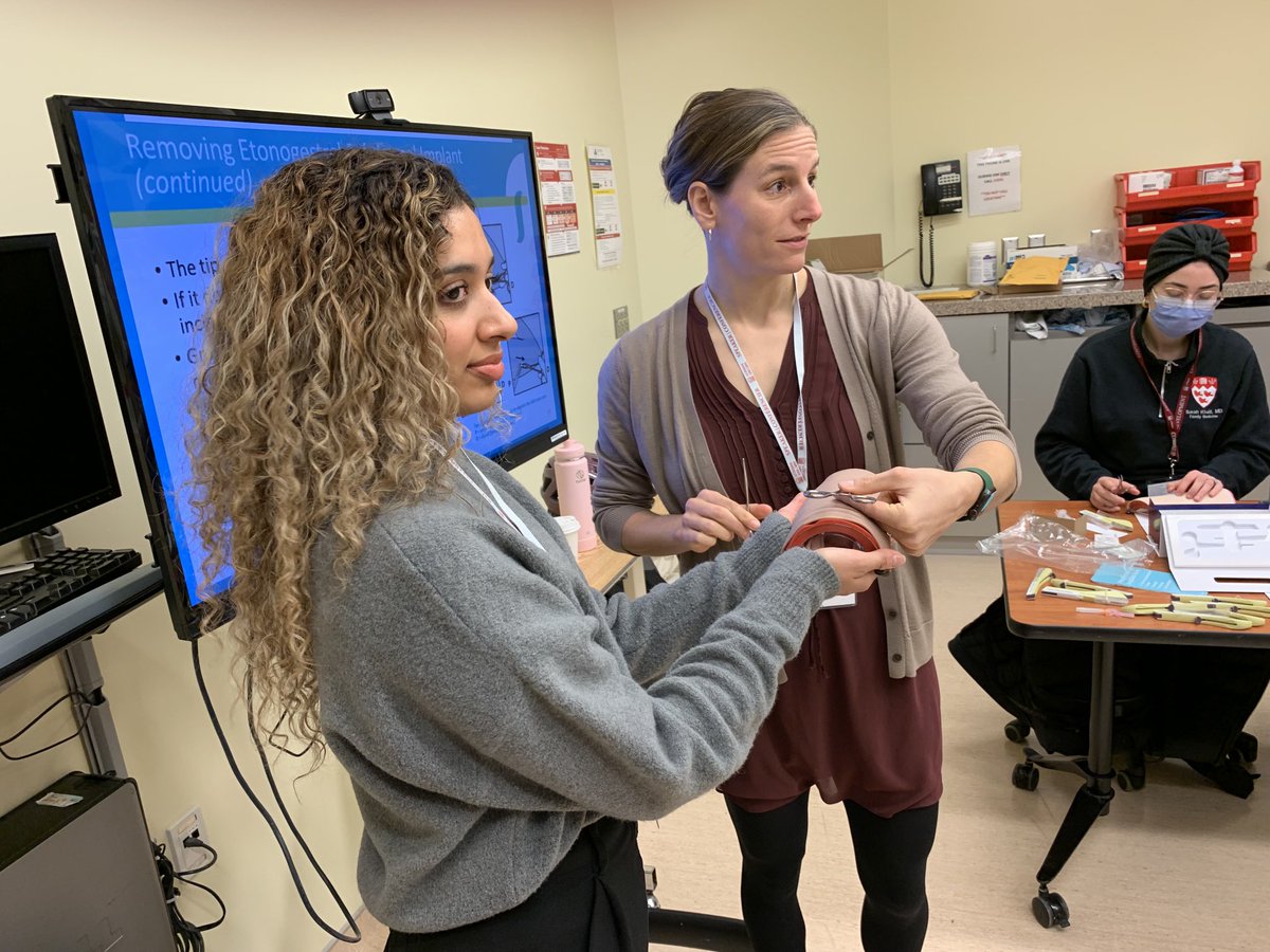 Layered teaching #skillsday2023 ⁦@ #fmproud uOttawaMed⁩ ⁦@CME_UOttawa⁩ ⁦@uOSSC_CCSuO⁩ ⁦@UofODFM⁩