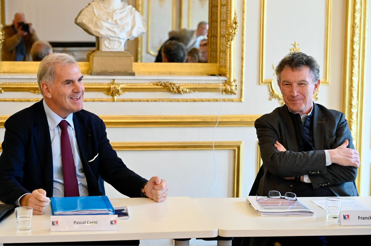Franck_LEROY_'s tweet photo. Heureux d'accueillir @PascalCagni, @LaurentSMartin et le Conseil d'administration de @businessfrance dans la @regiongrandest.

La bataille pour la souveraineté et le développement économique de nos territoires se gagne en équipe !

Ensemble, nous travaillons à l'accroissement des investissements étrangers et à l'internationalisation de nos entreprises. 

➜ Les résultats sont déjà là : le #GrandEst se place parmi les leaders en matière d'accueil des IDE et au 2e rang pour les exportations !