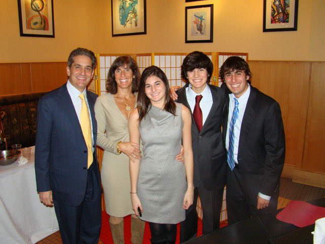 KarmaforCara's tweet photo. It’s a #FlashbackFriday with Cara &amp; her family🧡 Sending lots of love to you &amp; yours🧡 

To learn more about Cara, our inspiration &amp; namesake, go here: https://t.co/Ta67g6SM9K https://t.co/XnVmxdUsBl