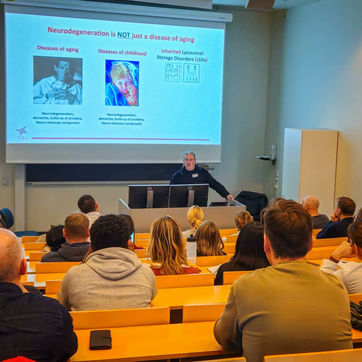 In todays CRESCO guest lecture Dr. Jonathan Cooper @Batten_PSDL gave an intriguing lecture titled 'Developing gene therapy for childhood neurodegeneration: lessons from #BattenDisease'.