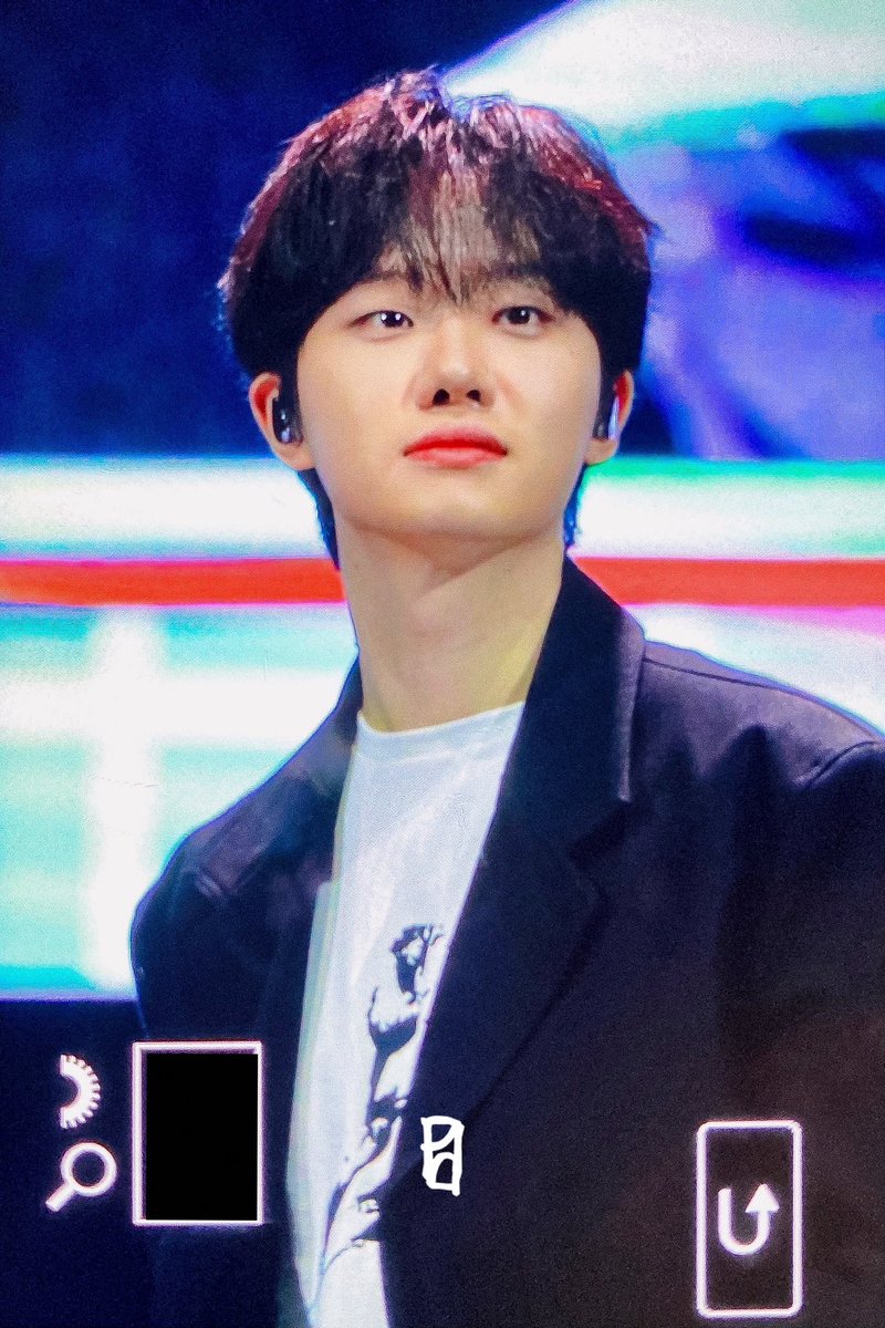 𝐩𝐩. tweet media