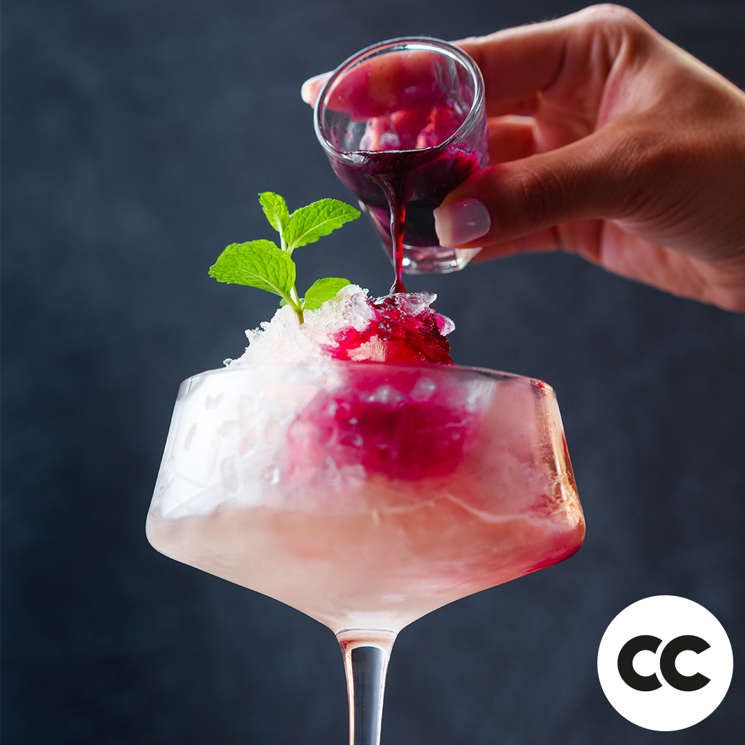 Happy Friday famiglia! 😍
See you after work? 😉

#cocktailtime #weekend #thingstodo #cocktails #drinkswithfreinds #afterworkcatchup #hangout #colcacchio #pizza #pizzeria #pastacravings #foodies