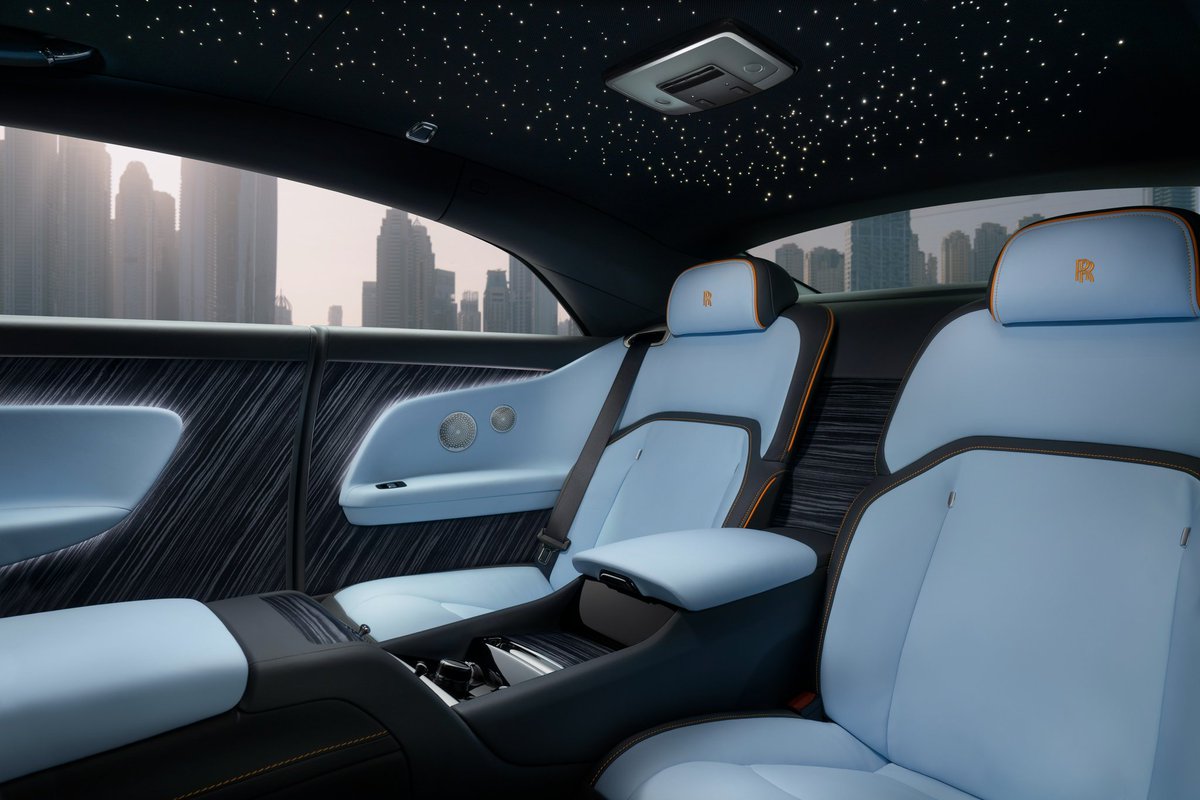 akinsanyae69's tweet photo. #car #Roll-Royce #SpiritElectrified https://t.co/fy7tGMlyEM