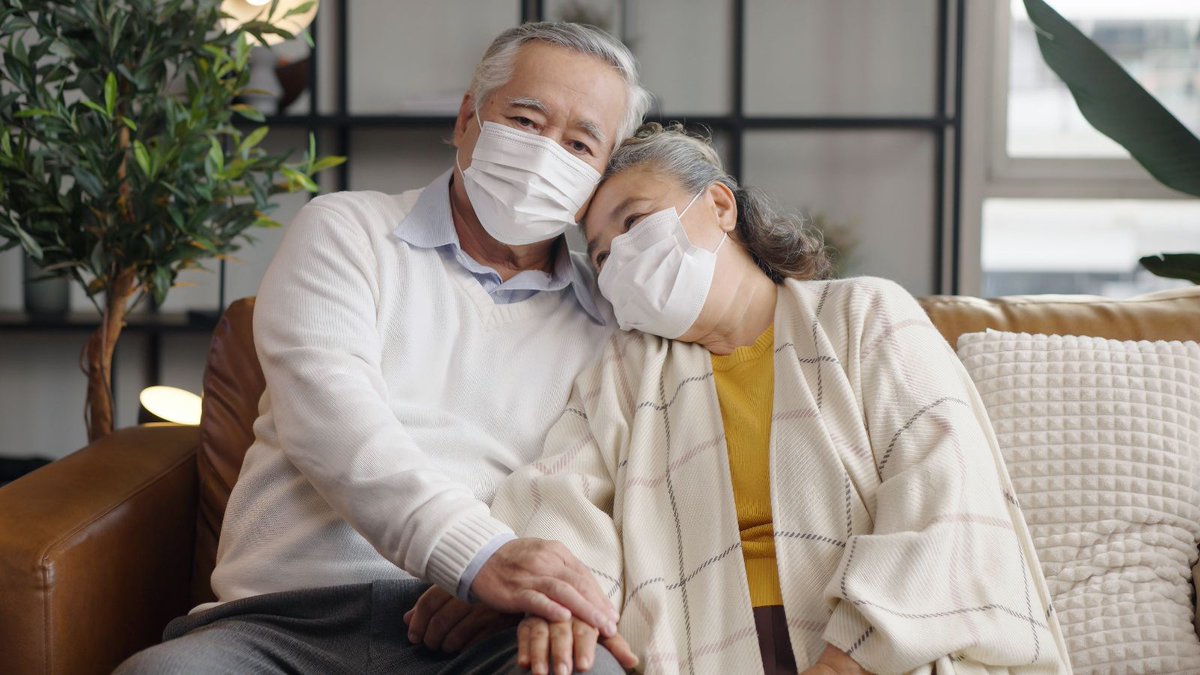 Protect yourself and your loved ones this cold and flu season! We encourage you to get vaccinated, wear a mask in crowded indoor places, and stay home if you’re feeling sick. Learn other ways to stay safe and healthy: bit.ly/49HEIPC