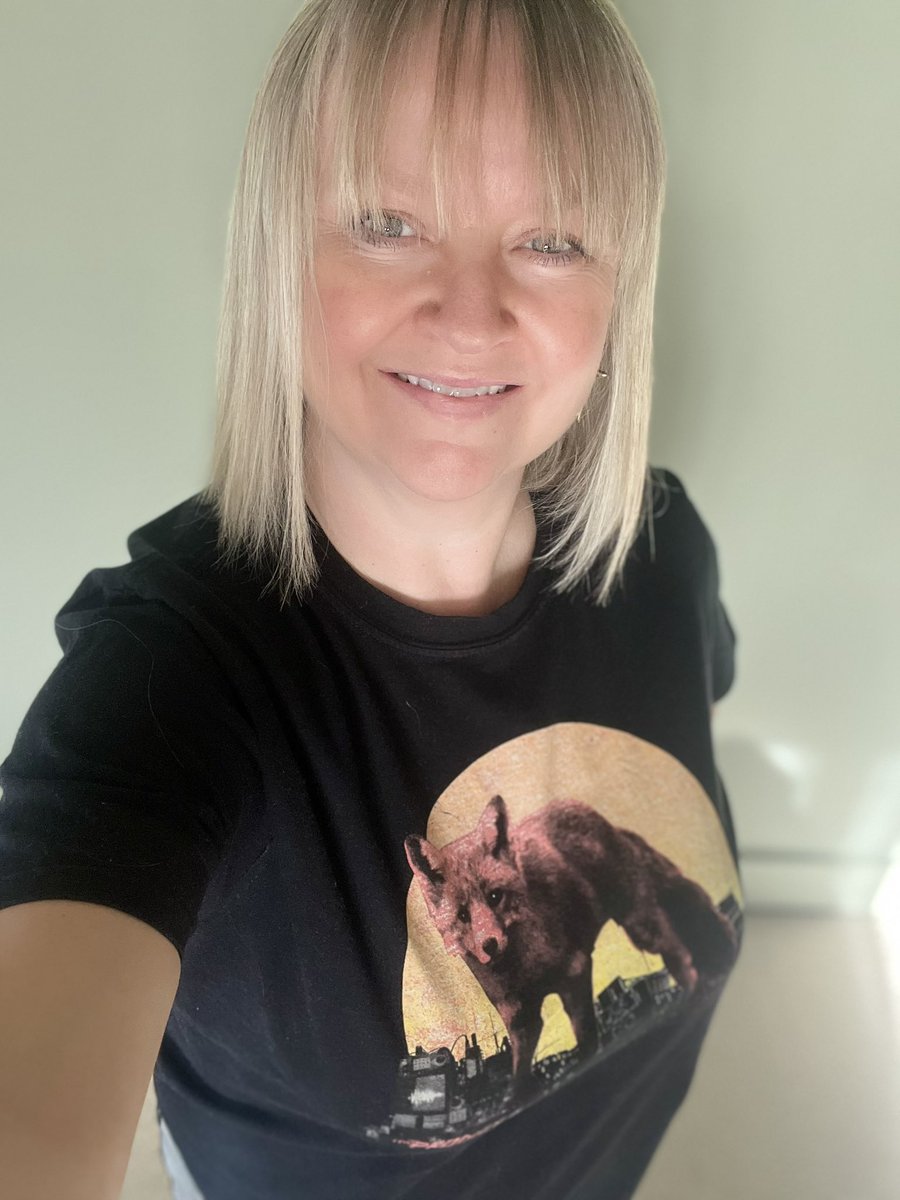 2nd #tshirtday off to see #theprodigy later. Cant wait <a href="/the_prodigy/">The Prodigy</a> <a href="/BBC6Music/">BBC Radio 6 Music</a>