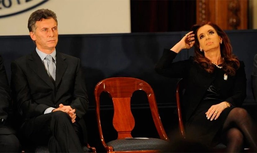 MauroFdz's tweet image. La partida de ajedrez más larga de la historia.