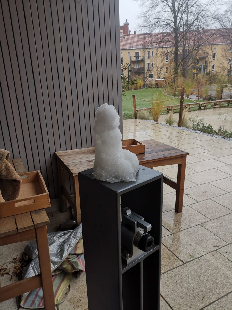 Nic242101's tweet photo. Wenn Du einen Dildo bei Wish bestellst. https://t.co/AEMs2TCHPt