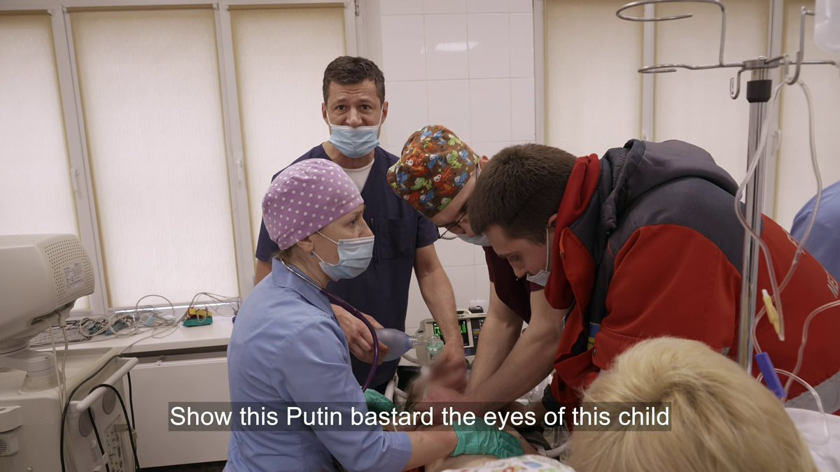 SamuraiThunder's tweet photo. 20 Days in Mariupol (20 дней в Мариуполе) 🇺🇦 (2023) - Mstyslav Chernov #SlavaUkraïni https://t.co/WElaYT0qx0